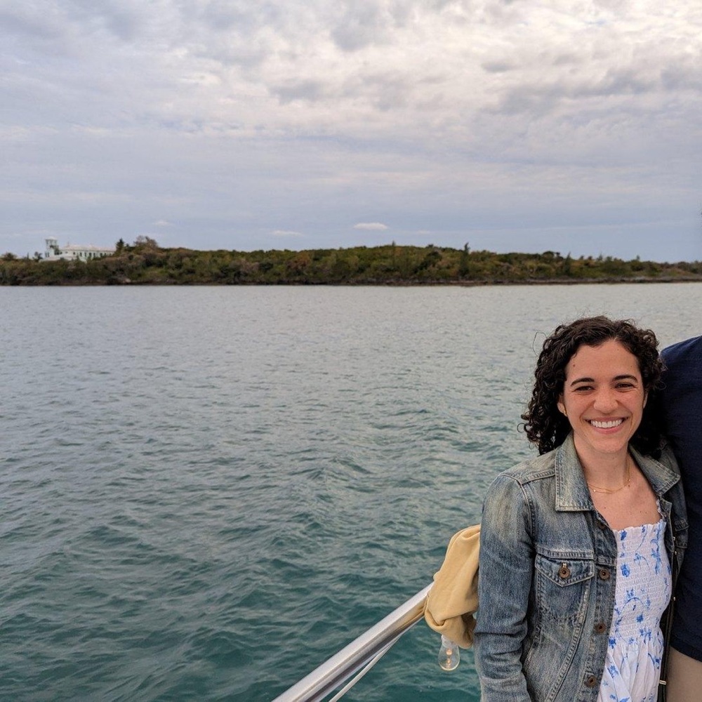 Meet your Posher, Ariel